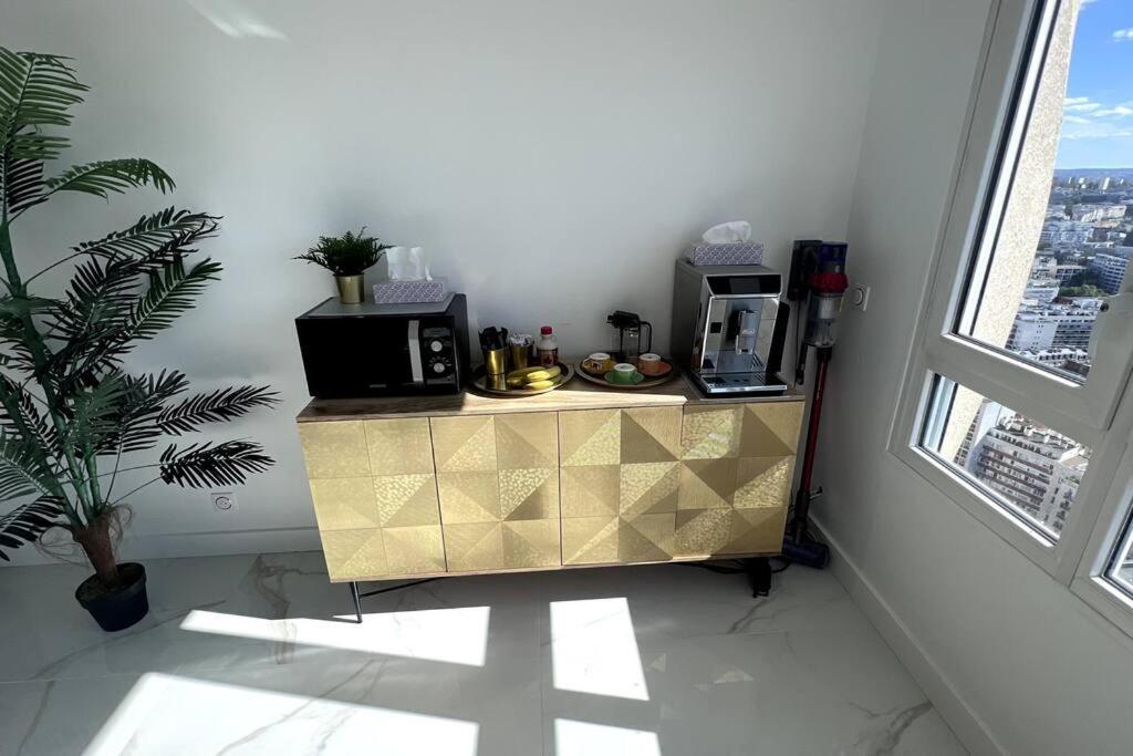 Nice Apartment With Amazing View Of Paris + Parking Экстерьер фото