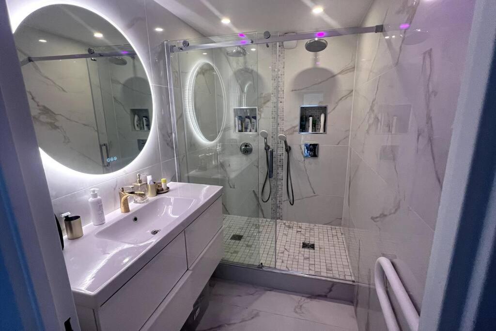 Nice Apartment With Amazing View Of Paris + Parking Экстерьер фото