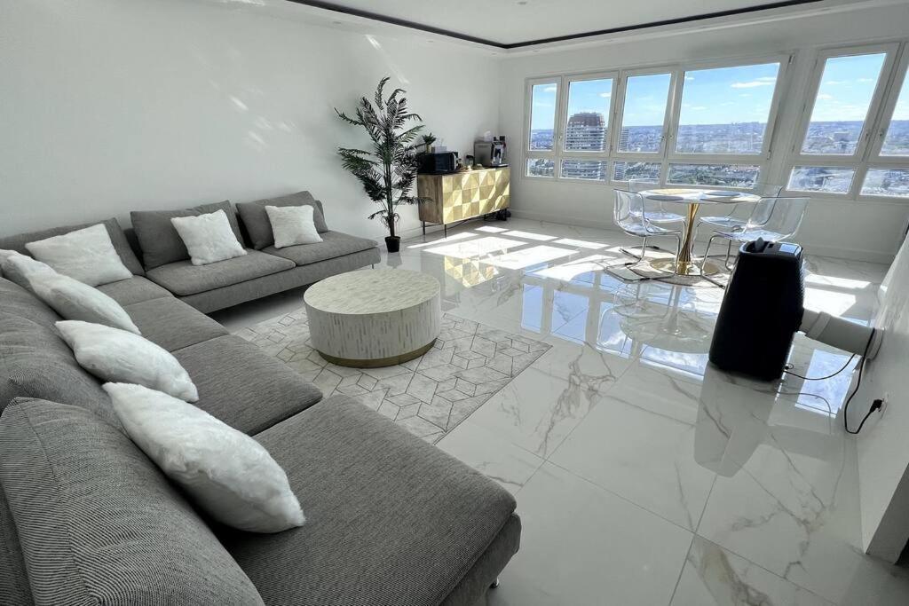 Nice Apartment With Amazing View Of Paris + Parking Экстерьер фото